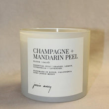 Load image into Gallery viewer, HOMEBODY CANDLE